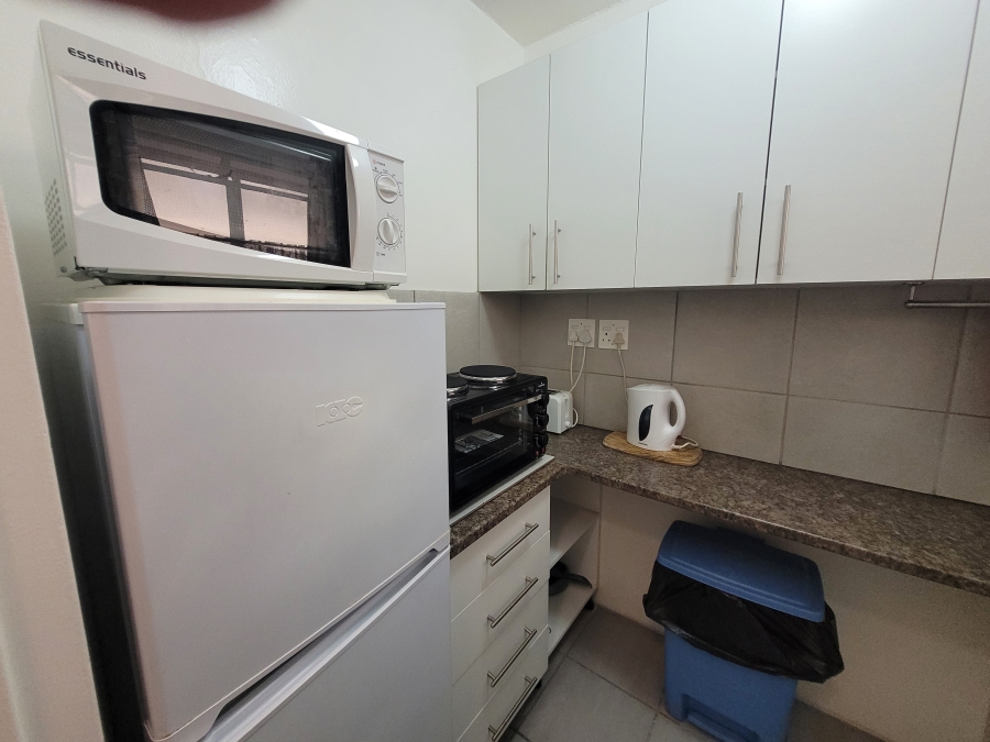 1 Bedroom Property for Sale in Humewood Eastern Cape